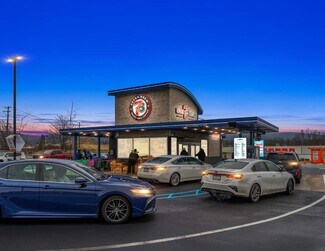 Plus de détails pour 1100 Mountain Laurel Plaza, Latrobe, PA - Local commercial à vendre