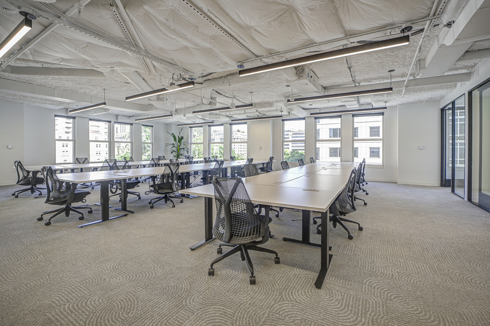 875 15th St NW, Washington, DC à louer Photo intérieure– Image 1 sur 1