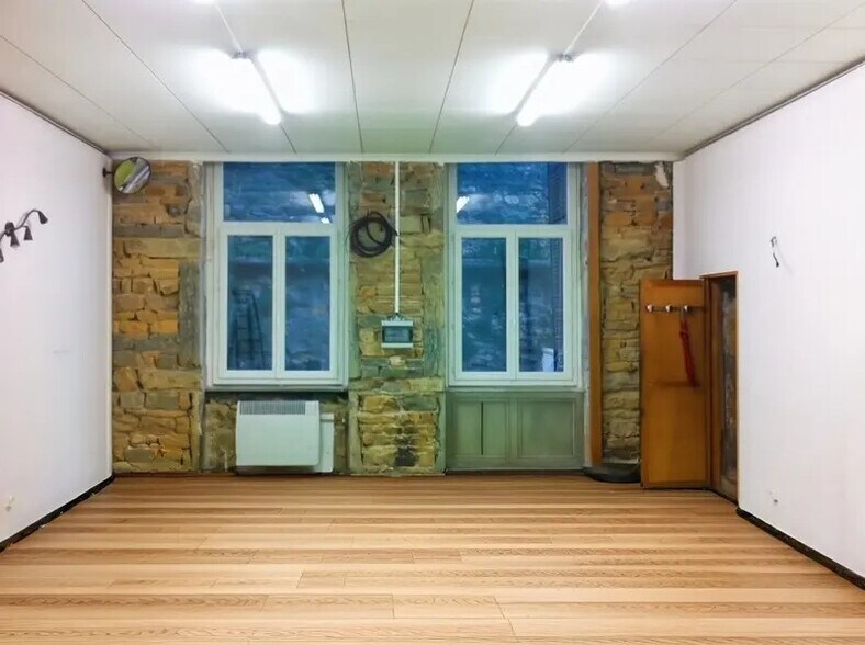 Local commercial dans Lyon à louer - Photo de l’immeuble – Image 2 sur 3