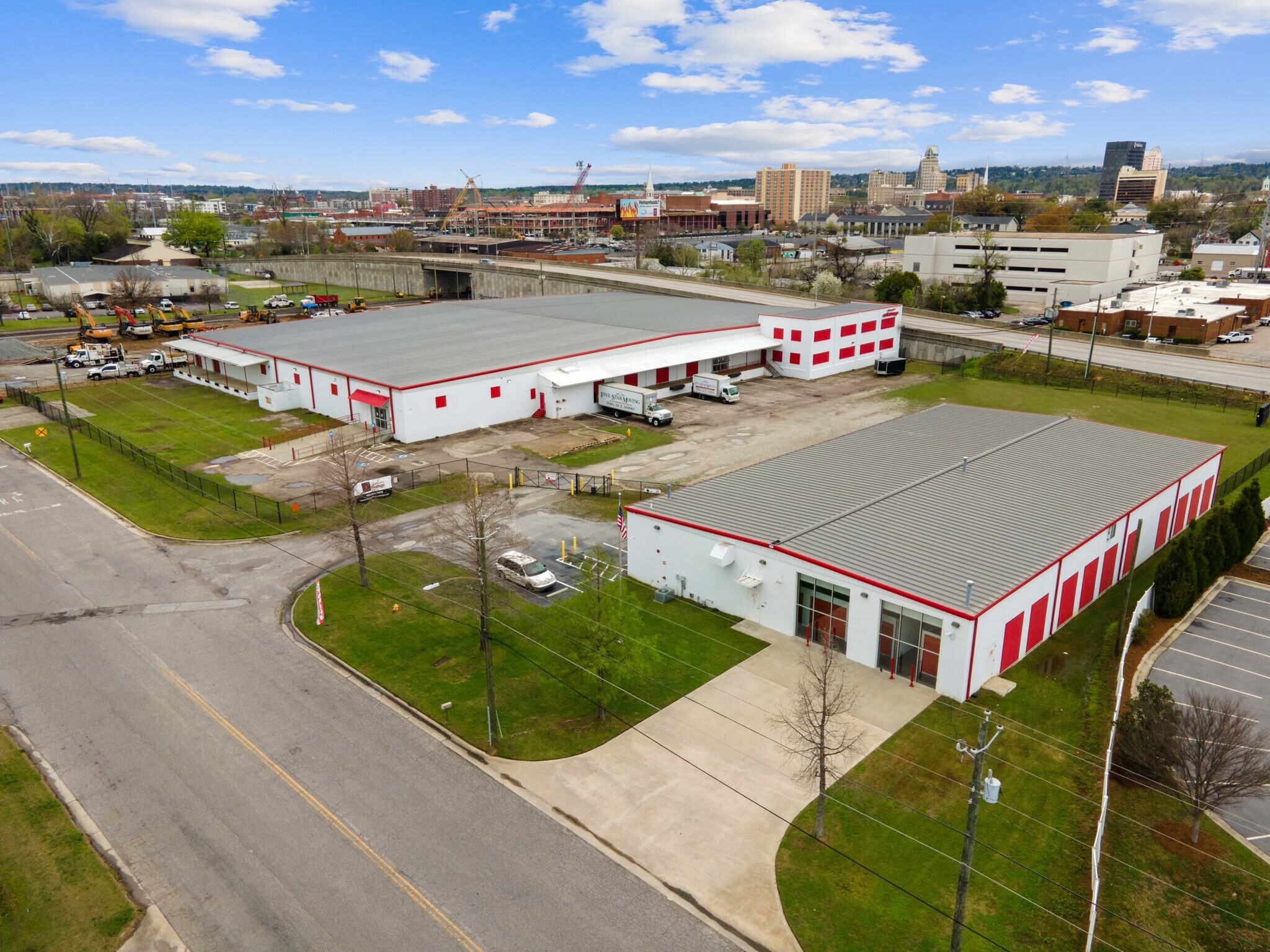 Atlanta | Augusta Portfolio portefeuille de 2 biens à vendre sur LoopNet.fr Photo principale– Image 1 sur 19