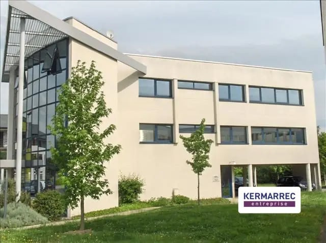 Bureau dans Saint-Grégoire à louer Photo de l’immeuble– Image 1 sur 2