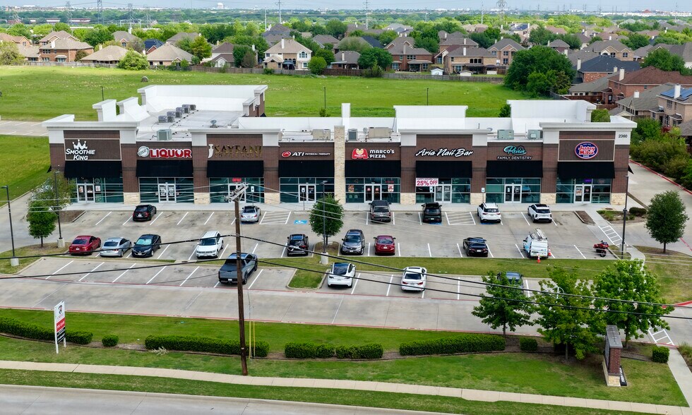 2360 W Camp Wisdom Rd, Grand Prairie, TX à louer - Photo principale – Image 1 sur 6