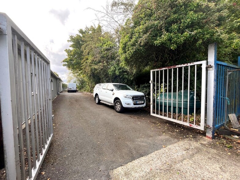 Old Church Rd, East Hanningfield à louer - Photo de l’immeuble – Image 3 sur 5