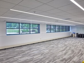 505-535 Science Dr, Madison, WI à louer Photo intérieure– Image 2 sur 12