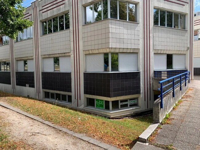 Plus de détails pour Bureau à vendre