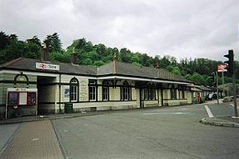 Newton Rd, Torquay à louer - Photo principale – Image 1 sur 3