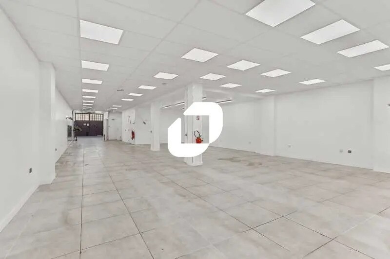 Local d'activités dans Clamart à vendre - Photo de l’immeuble – Image 2 sur 14