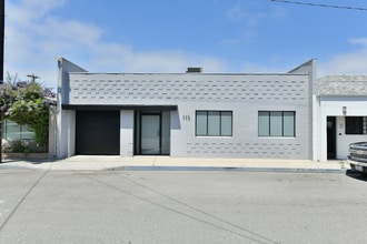 115 Sheldon St, El Segundo, CA à louer Photo intérieure– Image 1 sur 16
