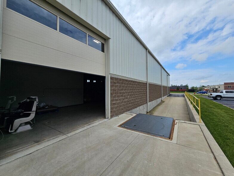 22793 Citation Rd, Frankfort, IL à louer - Photo de l’immeuble – Image 3 sur 13