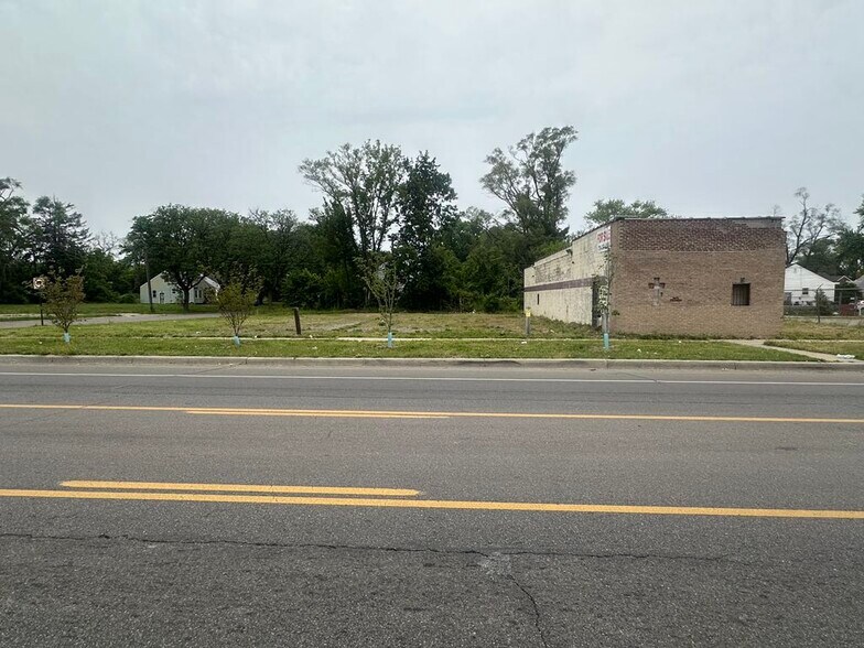14738 Joy rd, Detroit, MI à vendre - Photo principale – Image 1 sur 5