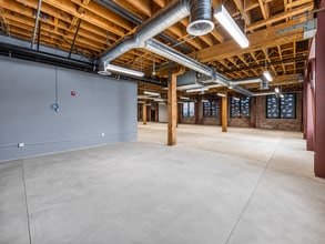 440 Seaton St, Los Angeles, CA à louer Photo intérieure– Image 2 sur 24