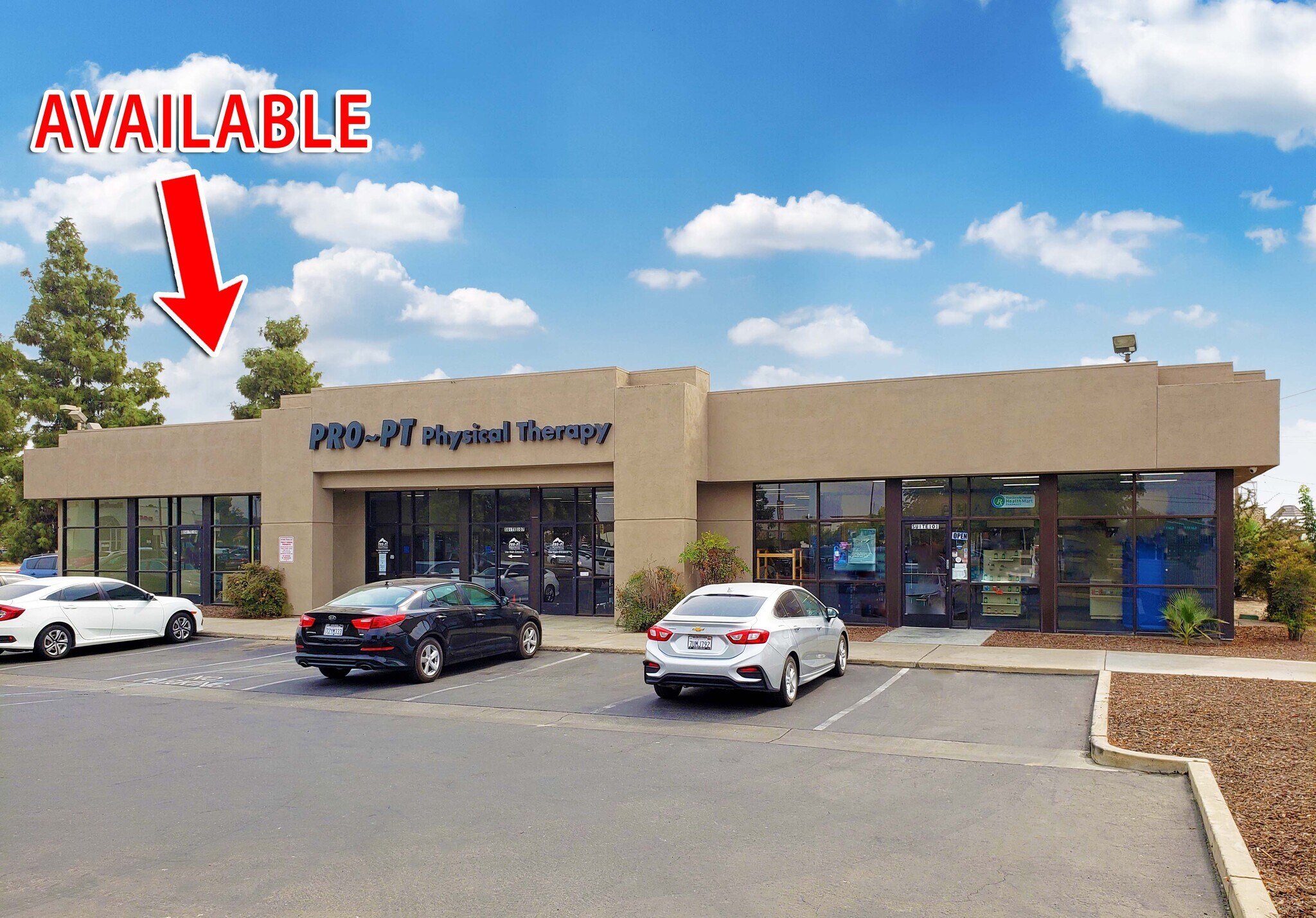 323 N 11th Ave, Hanford, CA à louer Photo principale– Image 1 sur 6