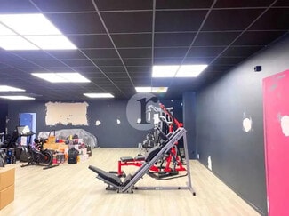 Plus de détails pour Local commercial à louer