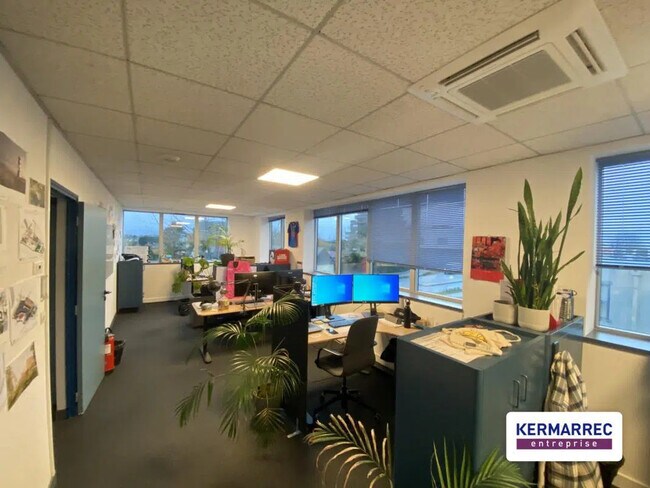 Plus de détails pour Bureau à louer