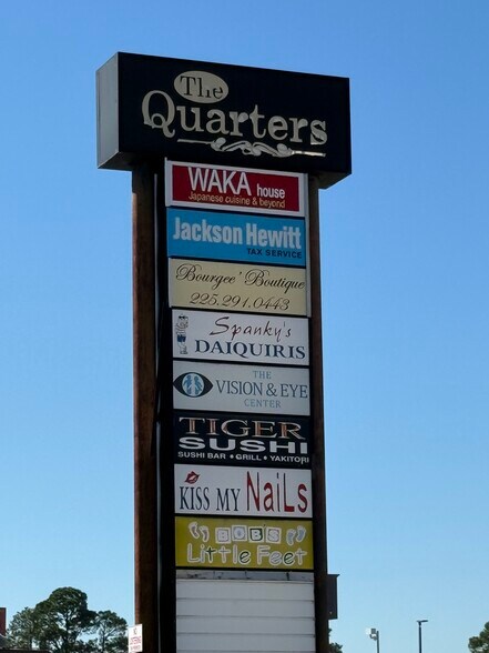 4601 S Sherwood Forest Blvd, Baton Rouge, LA à vendre - Photo de l’immeuble – Image 2 sur 7