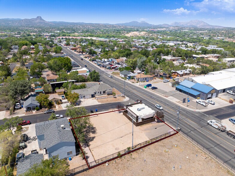 803 E Sheldon St, Prescott, AZ à louer - Photo de l’immeuble – Image 3 sur 12