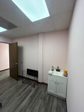 2424 W Holcombe Blvd, Houston, TX à louer Photo intérieure– Image 1 sur 16
