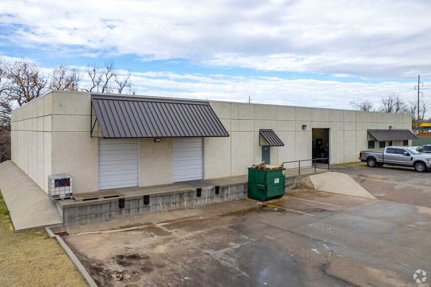 931 N Ann Arbor Ave, Oklahoma City, OK à louer - Photo principale – Image 1 sur 6