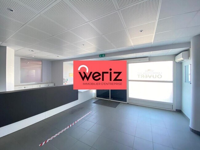 Plus de détails pour Bureau à vendre