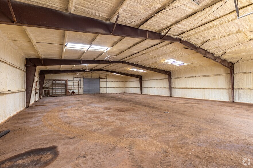 1516 S Sycamore St, Palestine, TX à louer - Photo intérieure – Image 3 sur 12