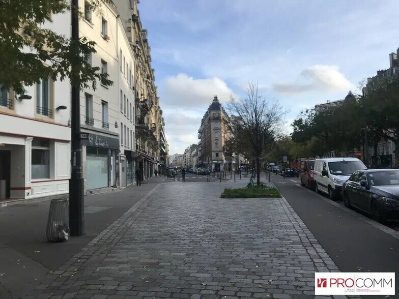 Local commercial dans Paris à louer - Photo de l’immeuble – Image 2 sur 2