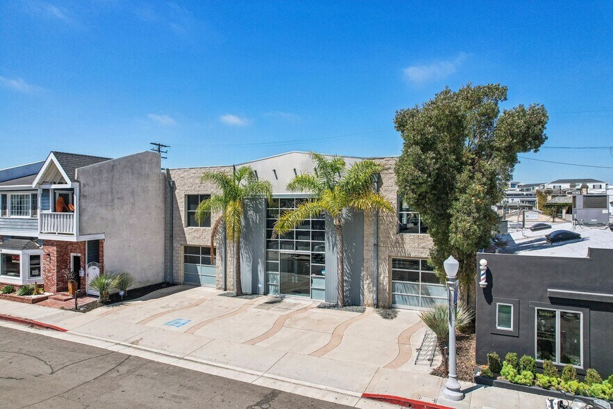 411 30th St, Newport Beach, CA à vendre - Photo de l’immeuble – Image 3 sur 17