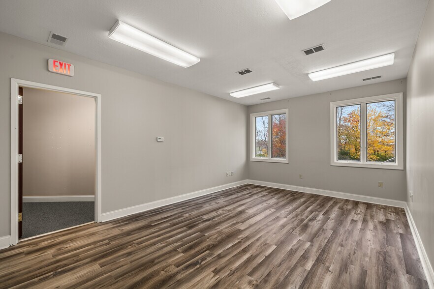 1230 Lexington Ave, Mansfield, OH à louer - Photo de l’immeuble – Image 3 sur 21