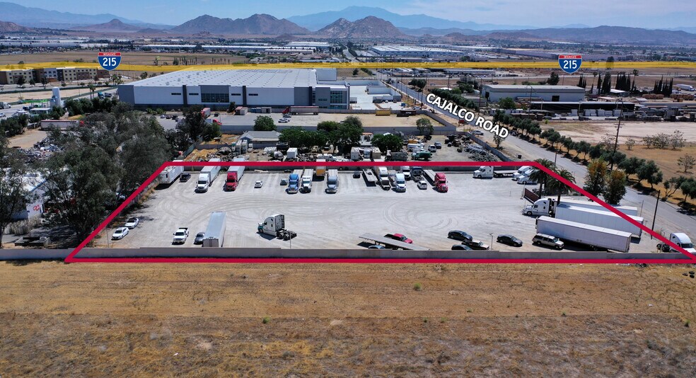 23246 Cajalco Rd, Perris, CA à vendre - Photo de l’immeuble – Image 2 sur 5