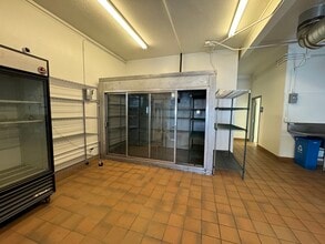 175 Pleasant Hill Ave N, Sebastopol, CA à louer Photo intérieure– Image 1 sur 4