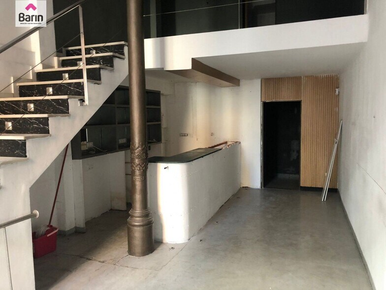 Local commercial dans Córdoba, Córdoba à vendre - Photo intérieure – Image 1 sur 2