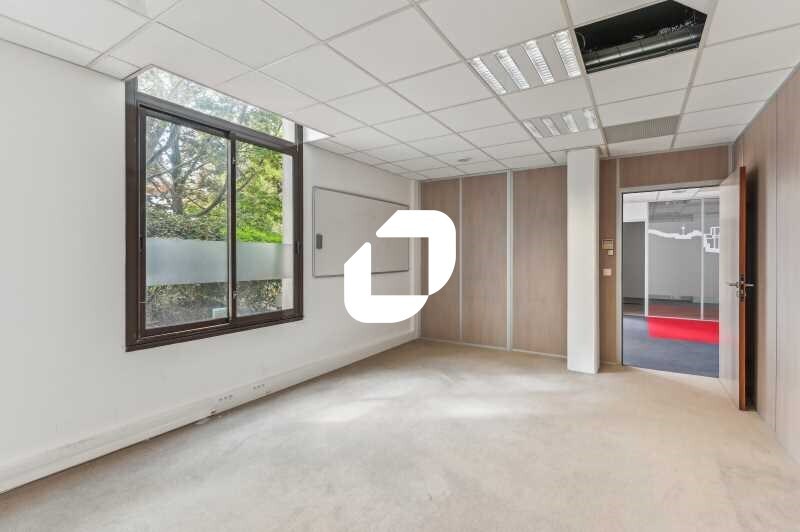 Bureau dans Courbevoie à louer - Photo de l’immeuble – Image 3 sur 16