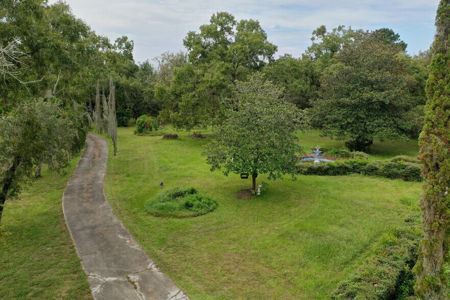 12938 Post Rd, Hudson, FL à vendre - Photo de l’immeuble – Image 3 sur 21