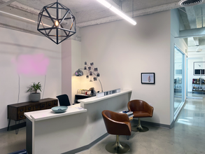 4201 Wilshire Blvd, Los Angeles, CA à louer Photo intérieure– Image 2 sur 8