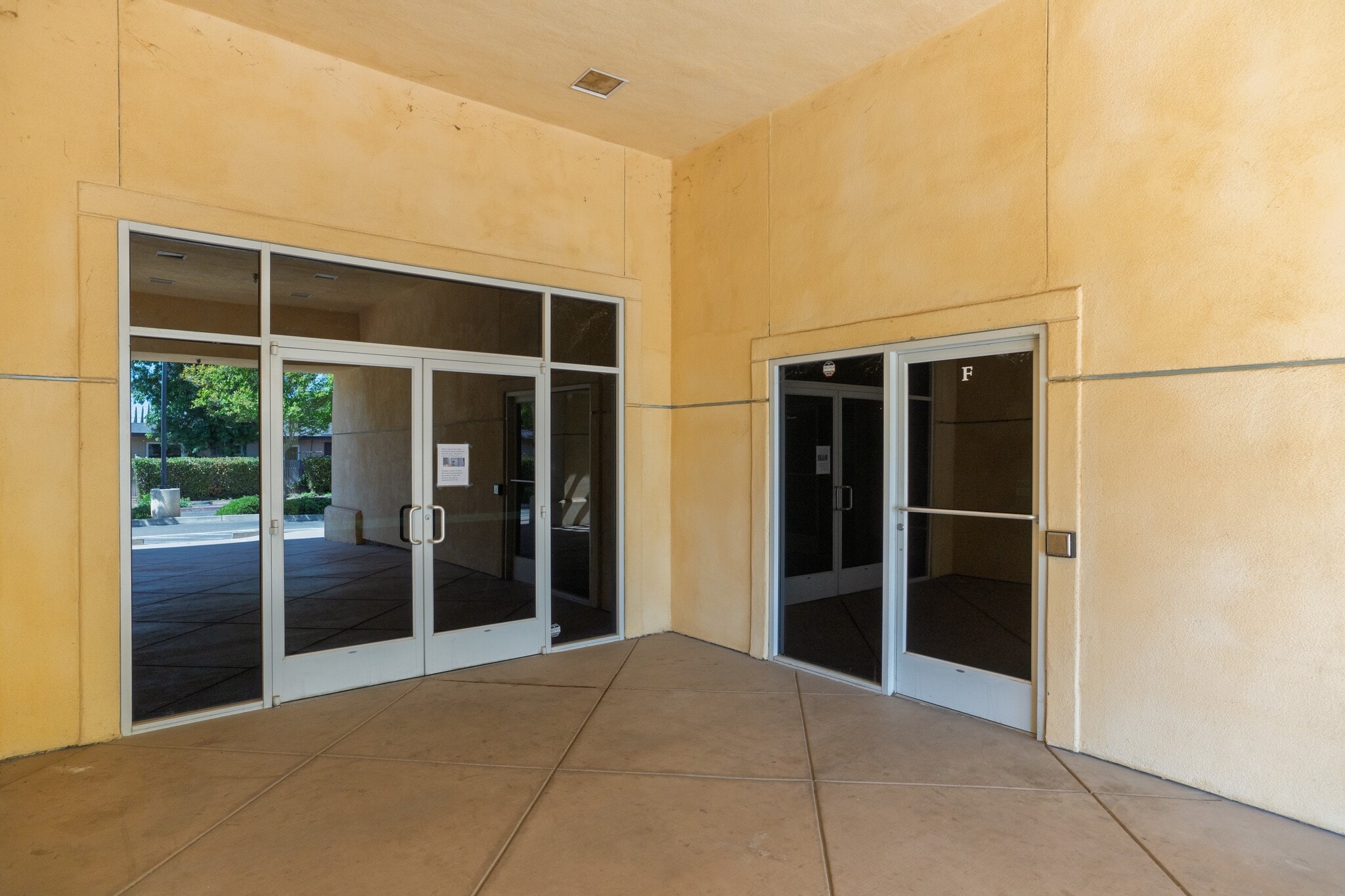 401 Lesher Dr, Merced, CA à louer Photo intérieure– Image 1 sur 17