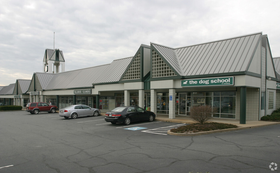 305 E Market St, Leesburg, VA à louer - Photo de l’immeuble – Image 2 sur 11