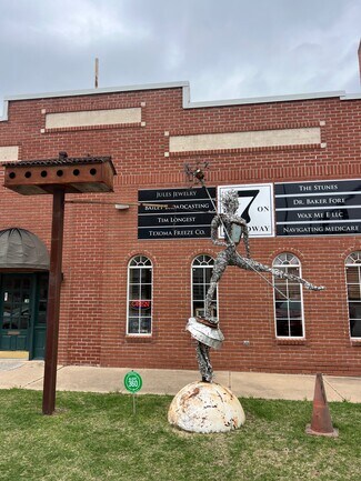 Plus de détails pour 7 W Broadway St, Ardmore, OK - Bureau à vendre