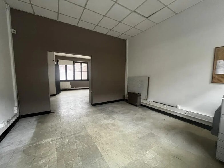 Local commercial dans Amiens à vendre - Photo de l’immeuble – Image 3 sur 3