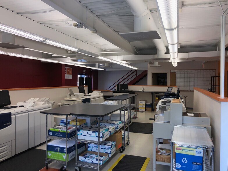 8474 Tyco Rd, Vienna, VA à louer - Photo intérieure – Image 3 sur 8