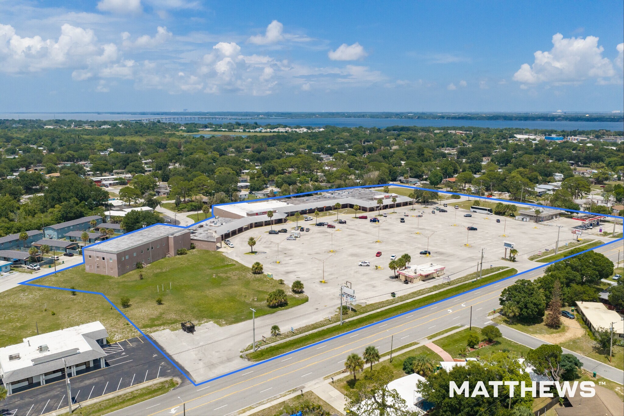 1208-1234 Dixon Blvd, Cocoa, FL à vendre Photo de l’immeuble– Image 1 sur 6