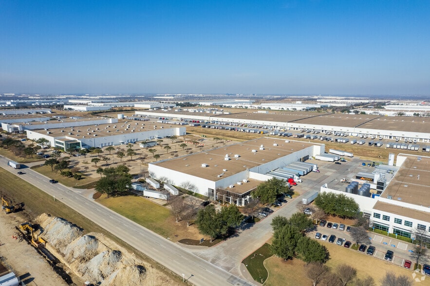 5601 Alliance Gateway Fwy, Fort Worth, TX à louer - Aérien – Image 2 sur 5