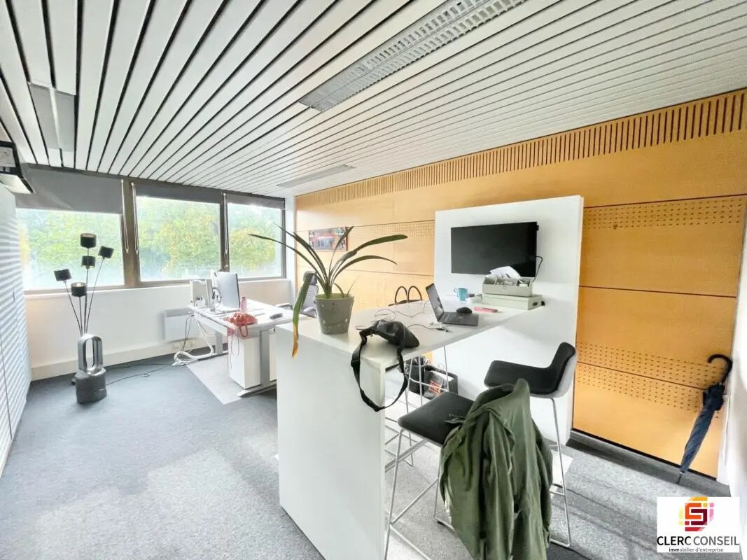 Bureau dans Rouen à louer Photo de l’immeuble– Image 1 sur 15
