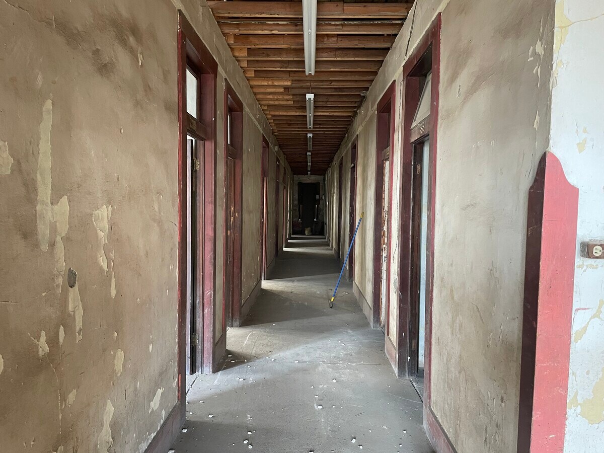 View Photo