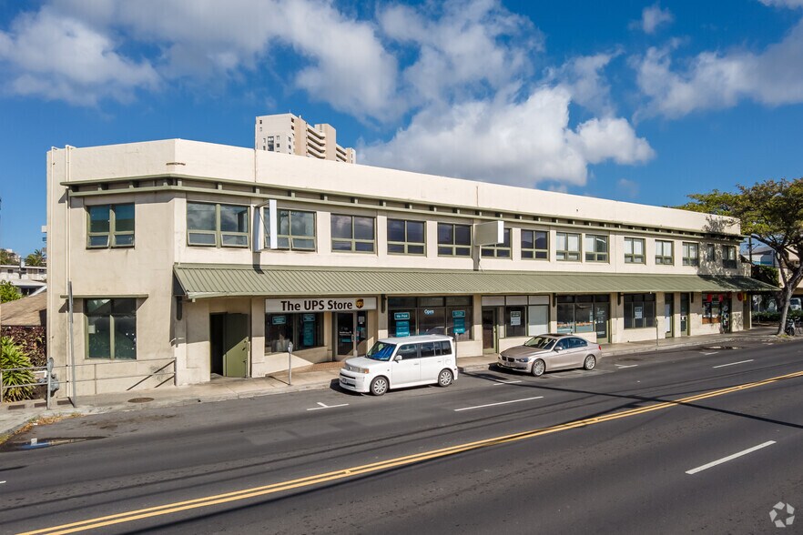 758-768 Kapahulu Ave, Honolulu, HI à louer - Photo de l’immeuble – Image 2 sur 10