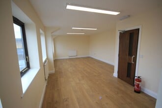 Unit 8 Castle Rd, Sittingbourne à louer Photo intérieure– Image 2 sur 5