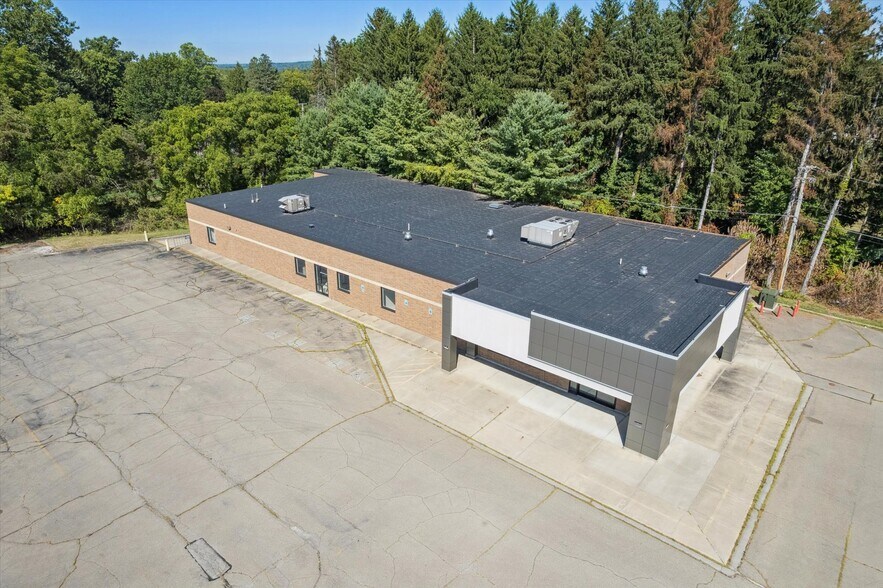 2715 Wilmington Rd, New Castle, PA à vendre - Photo de l’immeuble – Image 3 sur 12