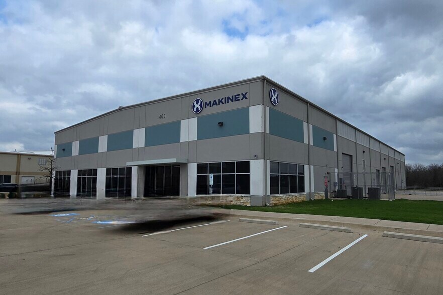 2151 Heritage Pky, Mansfield, TX à louer - Photo principale – Image 1 sur 1