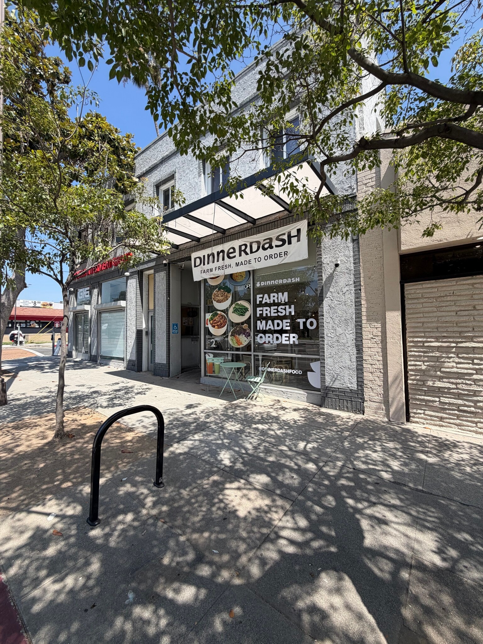 1487-1491 E Colorado Blvd, Pasadena, CA à louer Photo intérieure– Image 1 sur 15