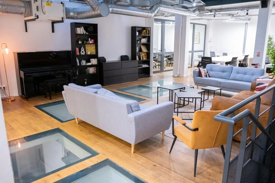 Bureau dans Paris à louer - Photo de l’immeuble – Image 3 sur 9