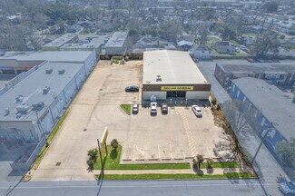 Plus de détails pour 136 E Crosstimbers St, Houston, TX - Local commercial à louer