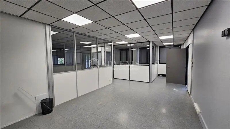 Local d’activités dans VILLENEUVE-D'ASCQ à louer - Photo intérieure – Image 3 sur 5